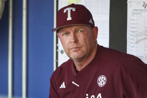 https//m.45bets.com|Texas A&M baseball coach Jim Schlossnagle takes Texas job .